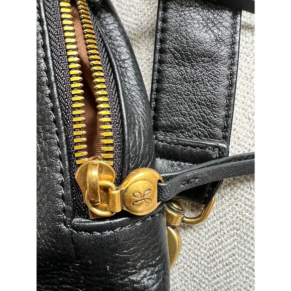 Hobo Fern Sling Bag Crossbody Adjustable Black Pebble Leather Brass Hardware - Picture 6 of 15